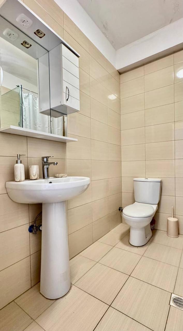 Your Comfy Apartment Sarande Bagian luar foto
