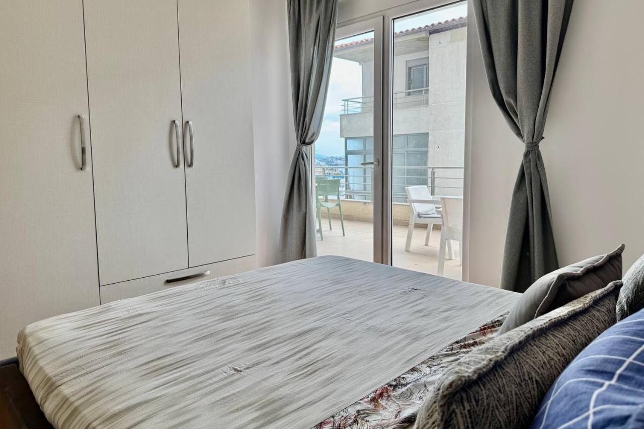Your Comfy Apartment Sarande Bagian luar foto